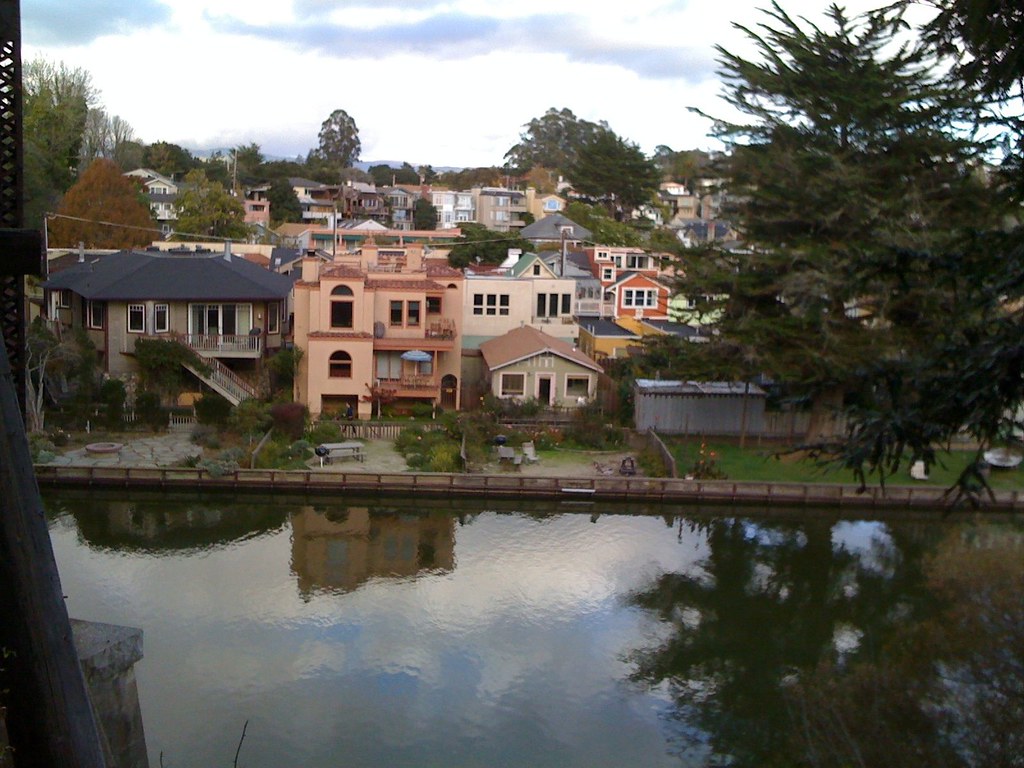 Capitola, CA Along the canal.... tmolini Flickr