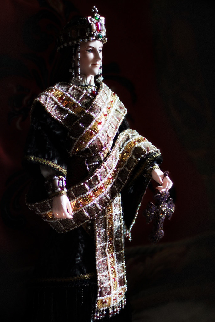 What did Roman Emperors typically wear? r/history