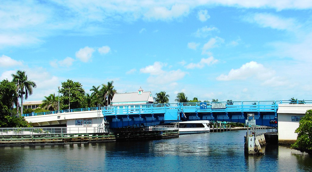 Atlantic Avenue drawbridge, Delray Beach, Florida Photo ta… Flickr