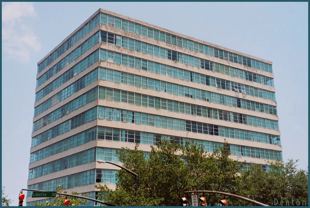 Drayton Tower Apartments SAVANNAH, GA 1951 Internation… Flickr