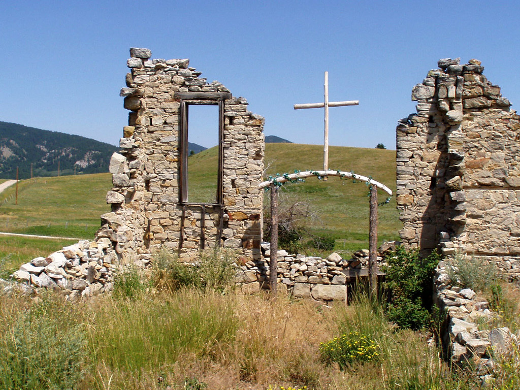 Giltedge, Montana Fergus County. Pictured is one of the ol… Flickr
