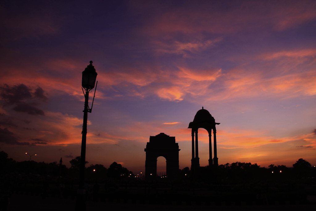 Beautiful Sunset at India Gate, New Delhi. DelhiPics
