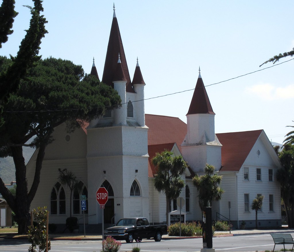Church in Downtown Lompoc, CA Grace Temple Missionary Bapt… Flickr
