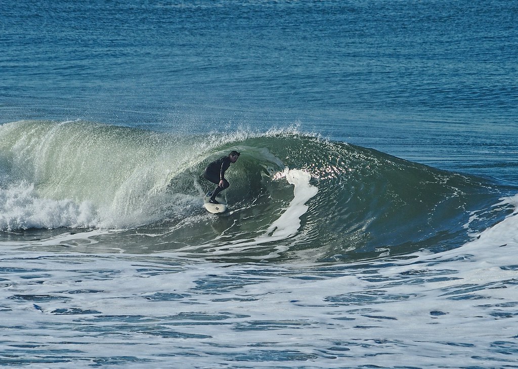 Surf tunnel checking out the surf action ocean beach! Horace Flickr