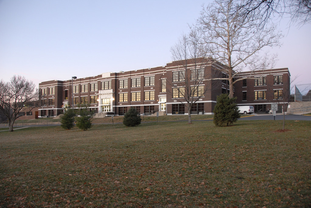 DSC_2942 copy Former Edwardsville High School built in 192… Flickr