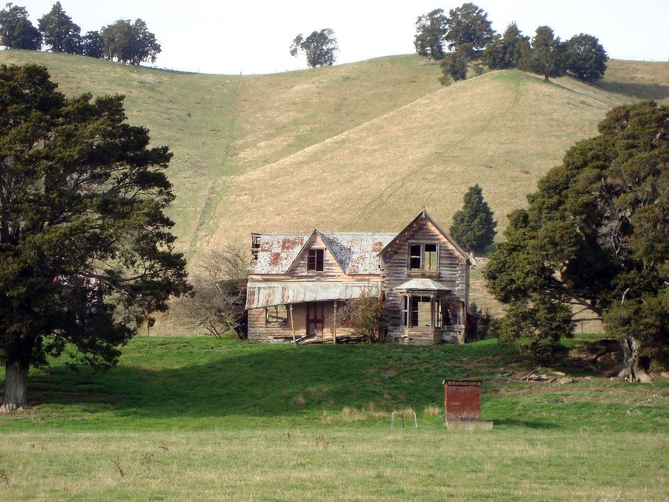 Old house, Wakefield, Nelson, NZ May 30 2009 This is the… Flickr