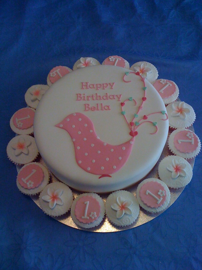 Bellas first birthday cake Sandra (socake) Flickr