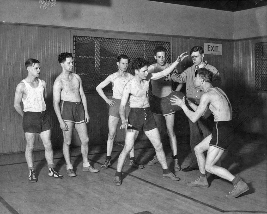 Basketball practice, circa 1925 Item 64042, Ben Evans Recr… Flickr