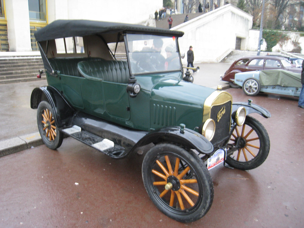 Ford Model T "Tin Lizzie" (19081927) The Ford Model T (co… Flickr