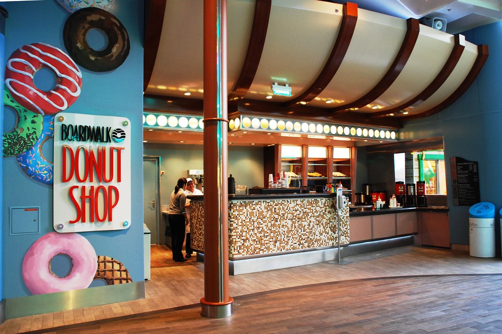 Boardwalk Donut Shop on the Oasis of the Seas Boardwalk Do… Flickr