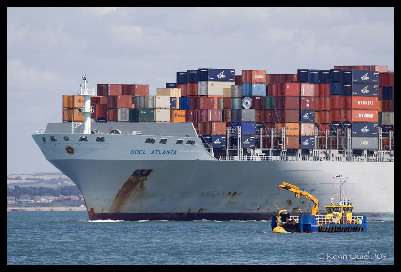OOCL Atlanta OOCL Container Ship Built 2005 Flag Hong Ko… Flickr