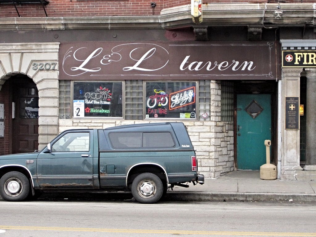 L & L Tavern, Hangout of John Wayne Gacy, Jr. and Jeffrey … Flickr