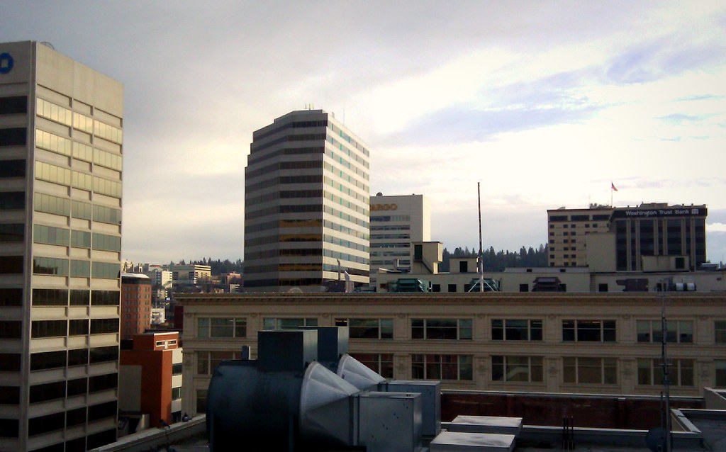 Chase, Bank of America, Wells Fargo, Davenport Tower, and … Flickr