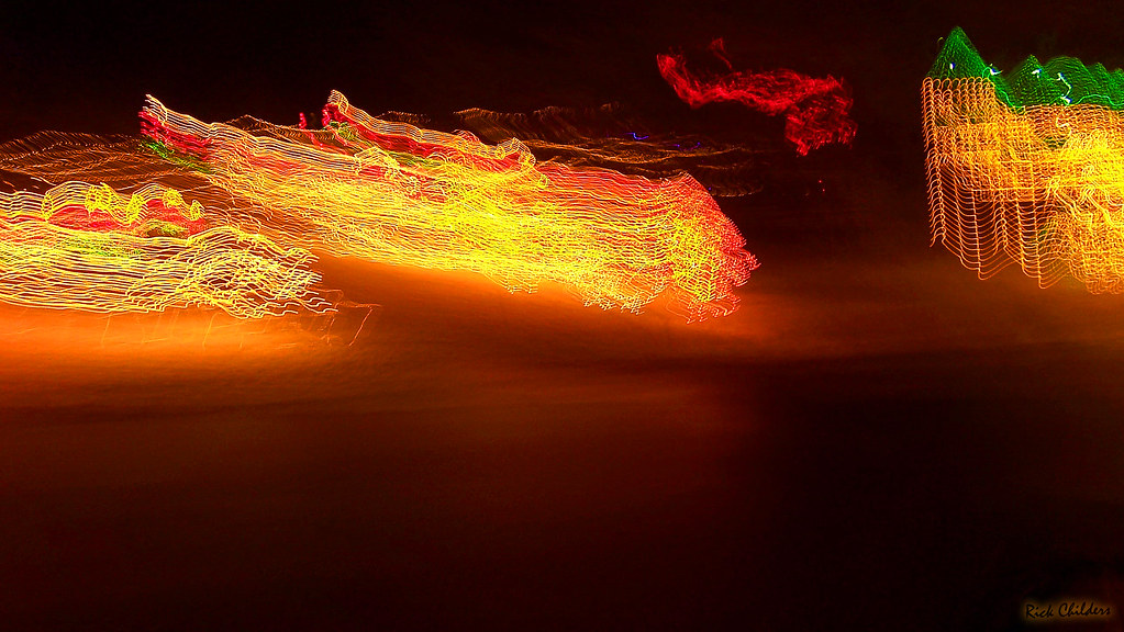 671 Million MPH The Speed Of Light = 670,616,629 mph , or … Flickr