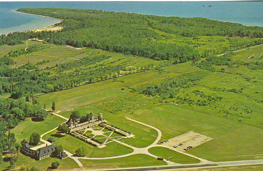 Charlevoix MI NICE Aerial View of the old Loeb Castle Farm… Flickr