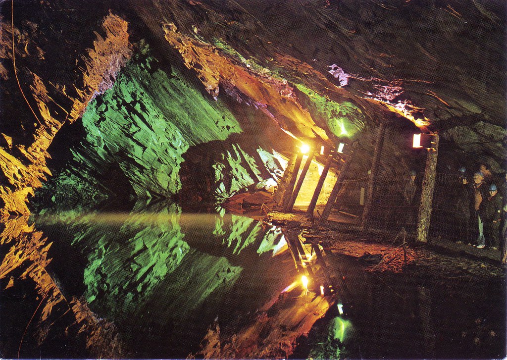 Gwynedd, Wales Llechwedd Slate Caverns, Blaenau Ffestini… Flickr