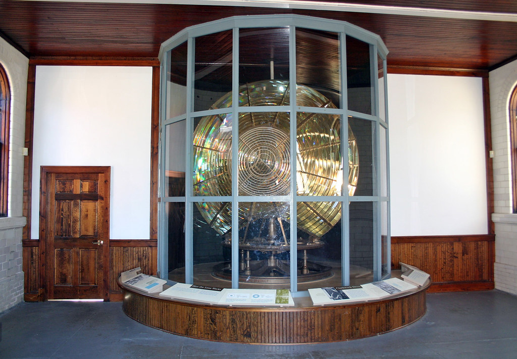 Navesink Highands lens display Firstorder Fresnel lens on… Flickr
