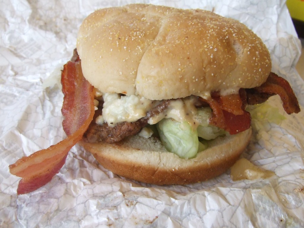20100227 Wendy's Bacon & Blue Cheeseburger Large. 680 calo… Flickr