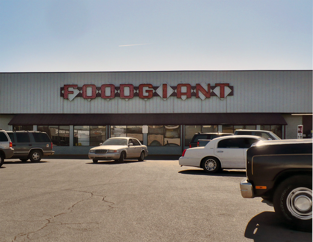 Food Giant Food Giant in Bessemer, Alabama Dystopos Flickr