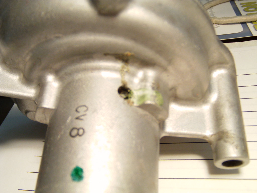 cbr 600rr water pump 003 the weep hole has obviously been … Flickr