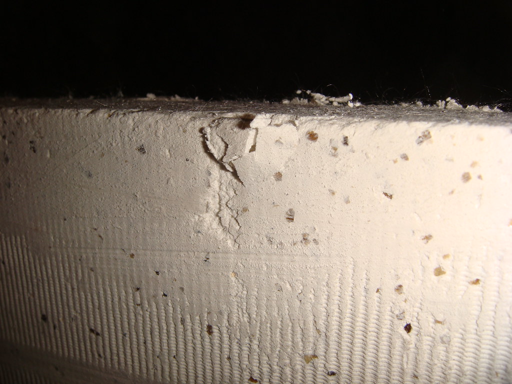 JM Thermo12 Block Insulation "Asbestos Free" Closeup im… Flickr