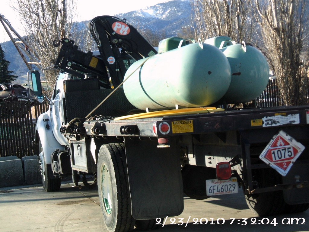 Propane Tank Delivery Truck Lonnie Dunn Flickr