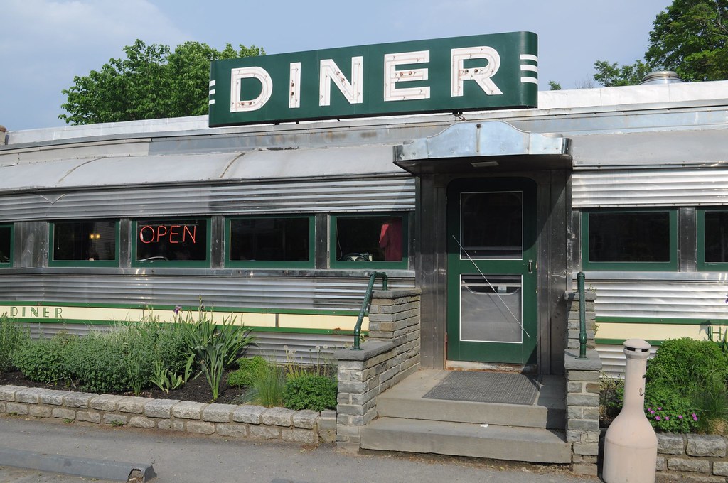 Village Diner, Red Hook, NY Historic Village Diner, Red Ho… Flickr