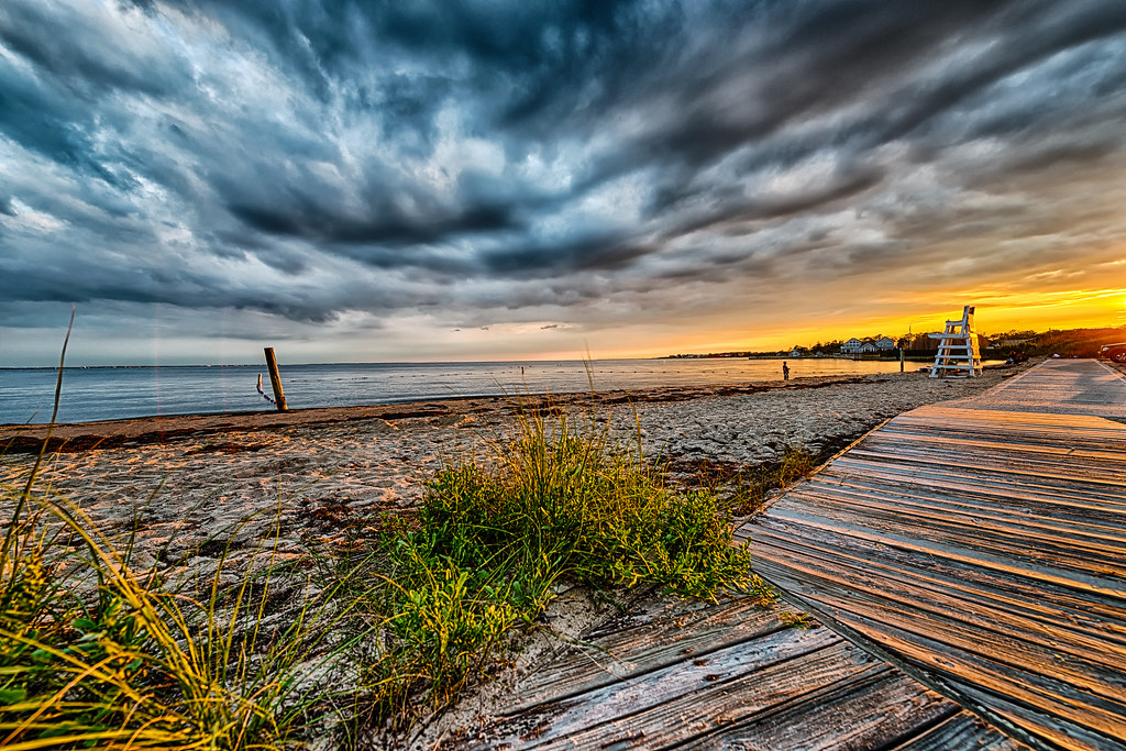 Cloudy Sunset Bayport Long Island New York Paul Flickr