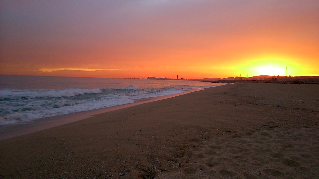 Coucher du soleil sur Barcelone Plage Ocata Coucher du