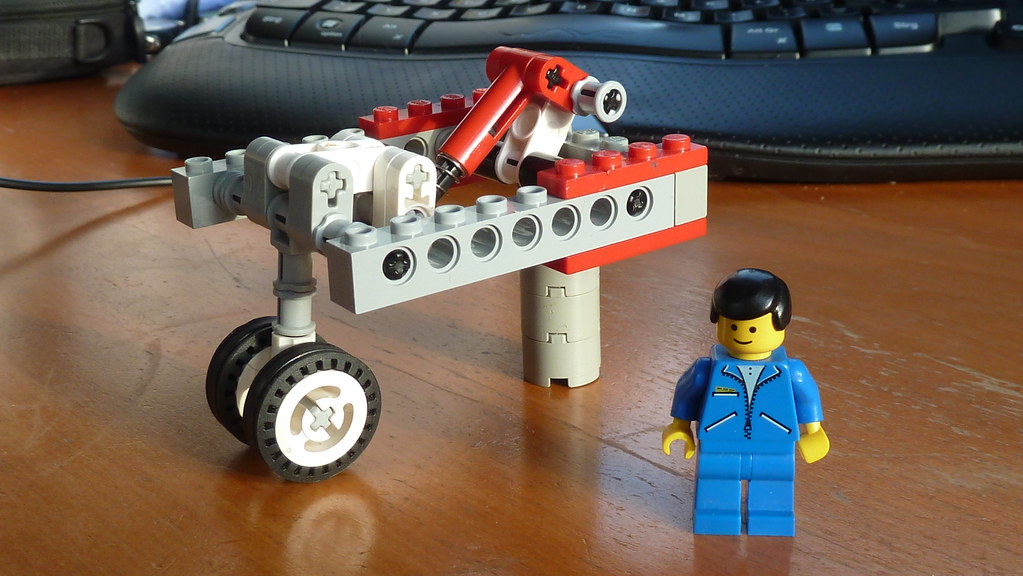 Atlas Landing Gear While waiting for the big orders to arr… Flickr