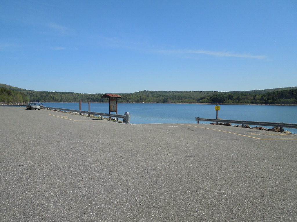 The boat ramp at Colebrook Dam, Riverton, Conn., which is … Flickr
