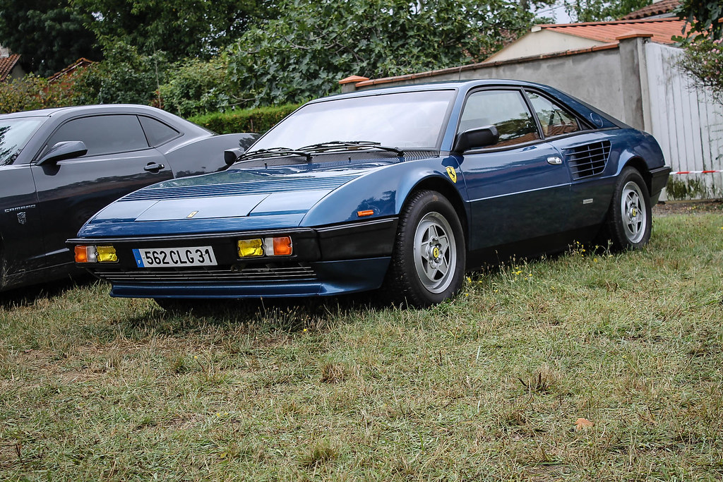 Blue Mondial Ferrari Mondial lors de la 35ème bourse d'éch… Flickr