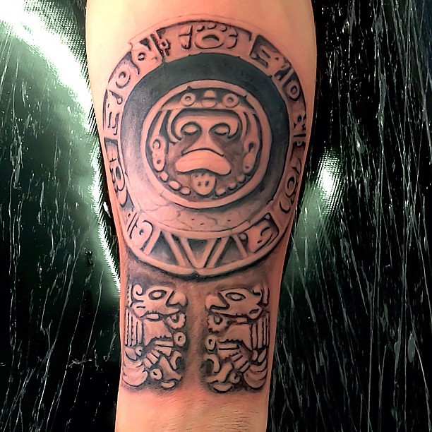 Em progresso maia inka tattoo asteca astecatattoo gu… Flickr