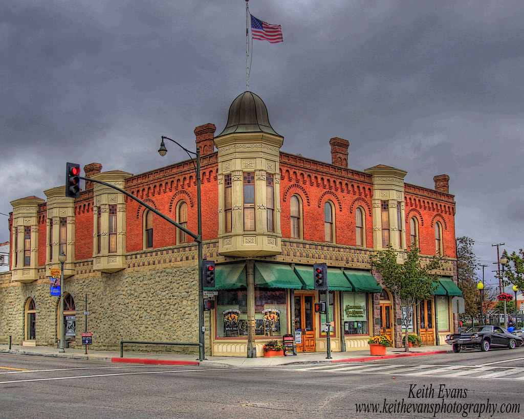 Santa Paula 045 Downtown Santa Paula, where passengers can… Flickr