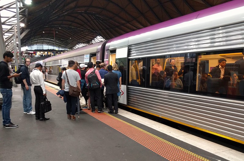 V/Line peak patronage 20122017 Daniel Bowen