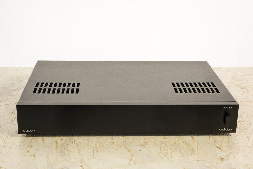 Audiolab 8000C Preamp + 8000P Power Amp