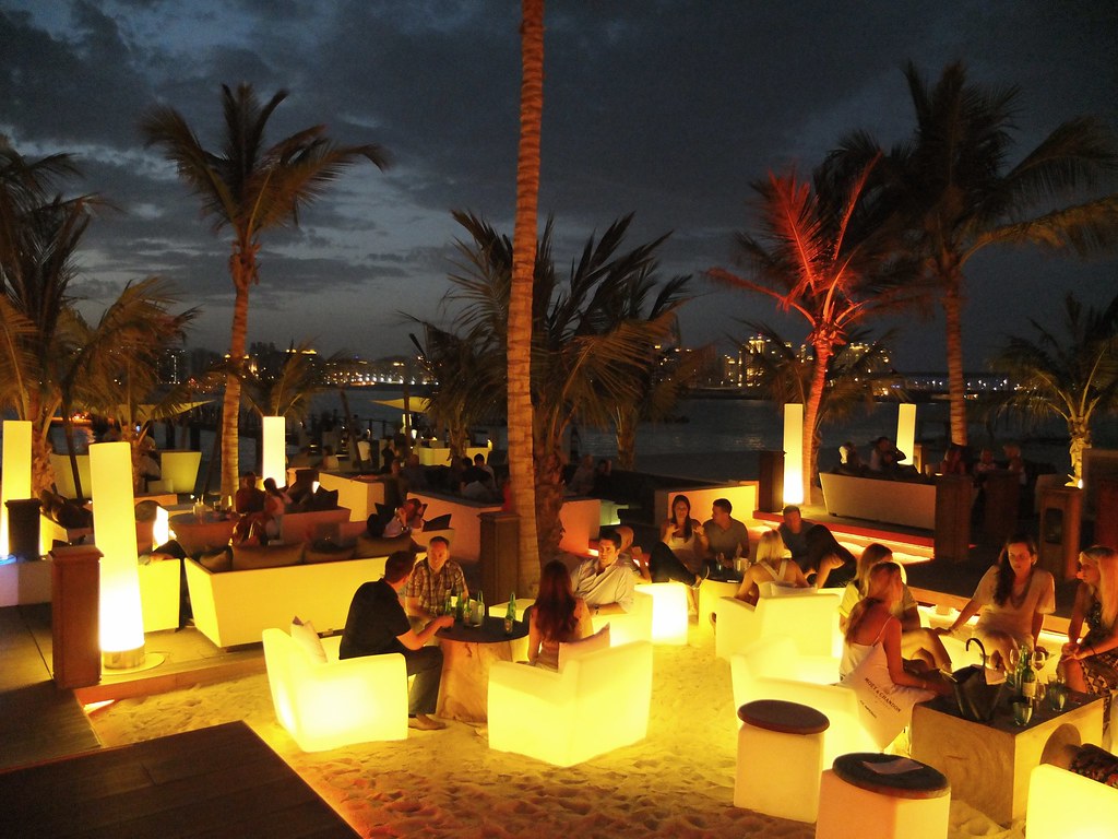 10 Restaurants In Palm Jumeirah To Sink Your Forks At