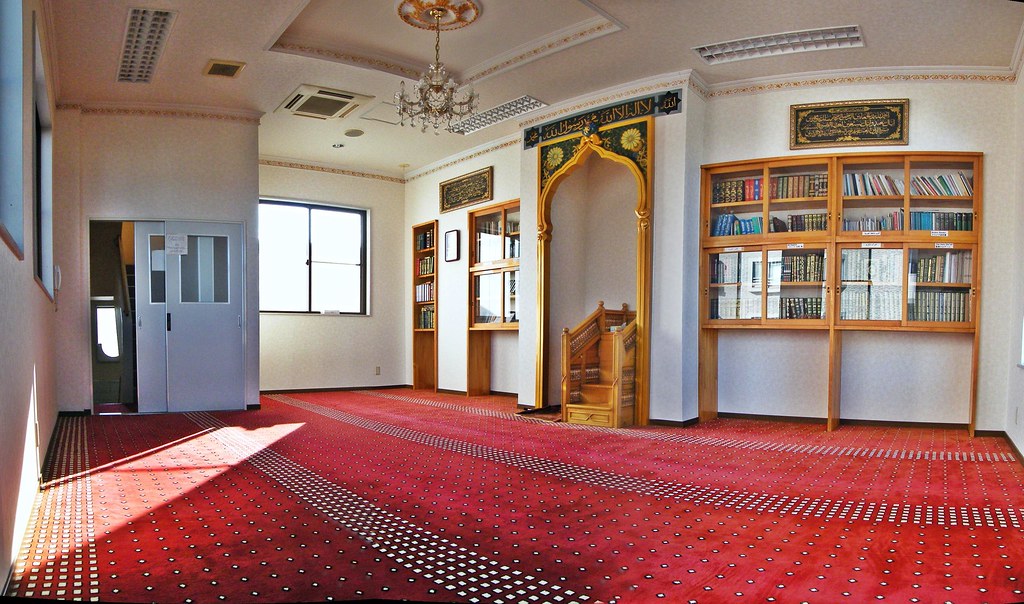 10 Mosques In Japan You'd Be Delighted To Visit