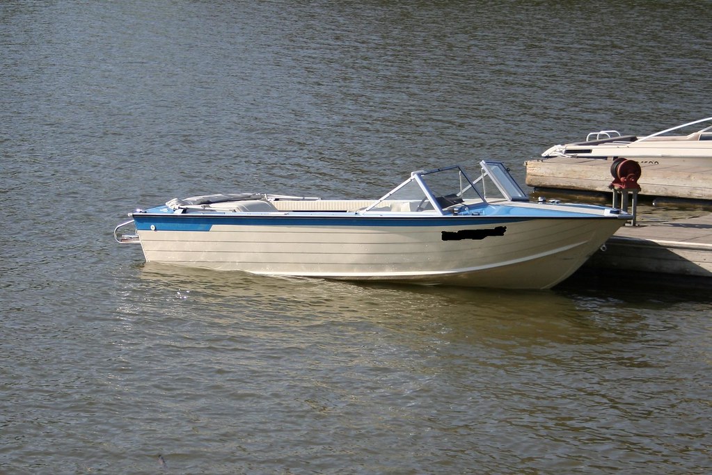 1976 Starcraft 18' Holiday i/o Flickr