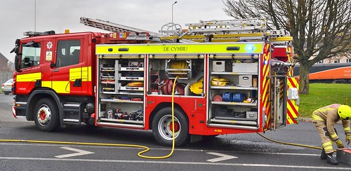 Scania P280 Fire Engine | Seen attending a vehicle fire on ...