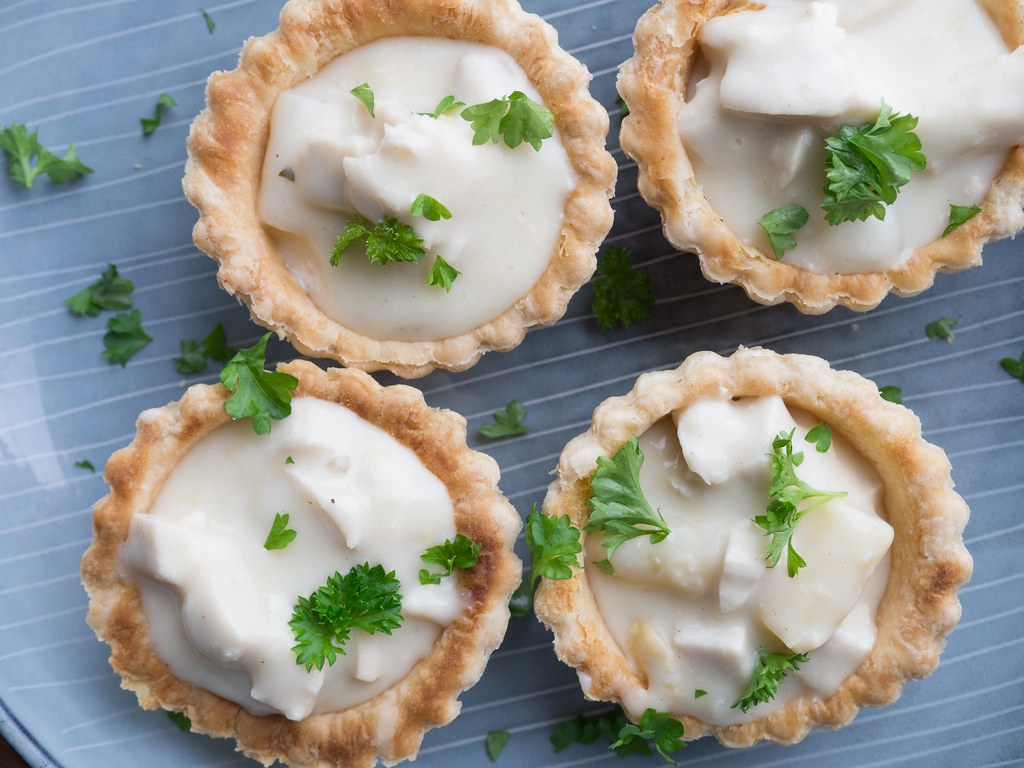 Danish Chicken and Asparagus Tartlets (Tarteletter)