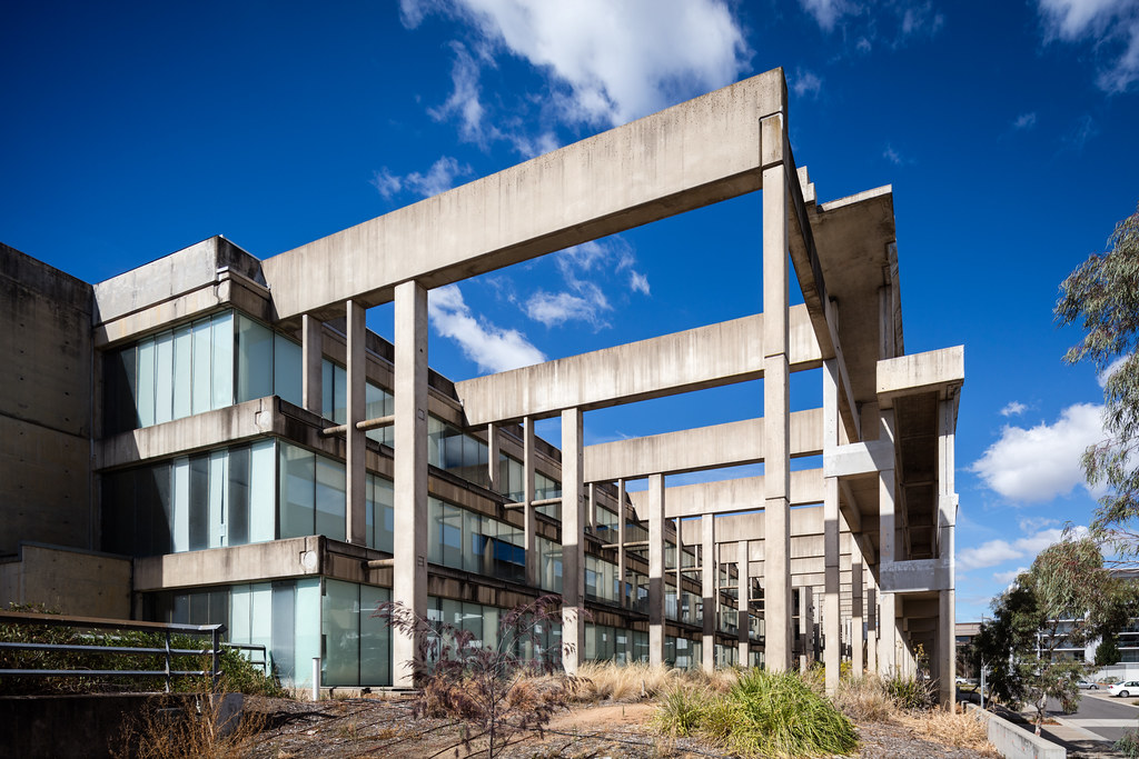 Modernist Architecture Canberra The Palm Springs of Australia?