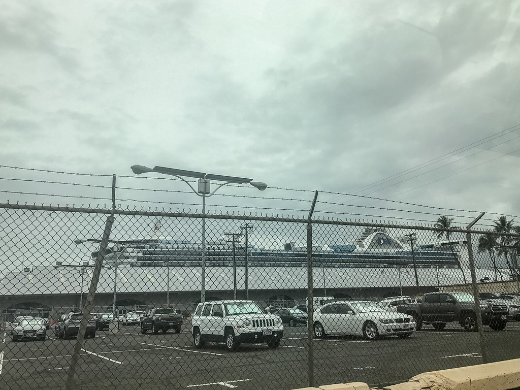 hotels near pier 2 cruise terminal honolulu