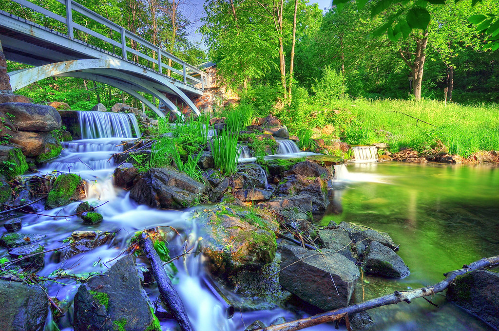 Waterfall on Île SainteHélène, Montréal HDR My site … Flickr