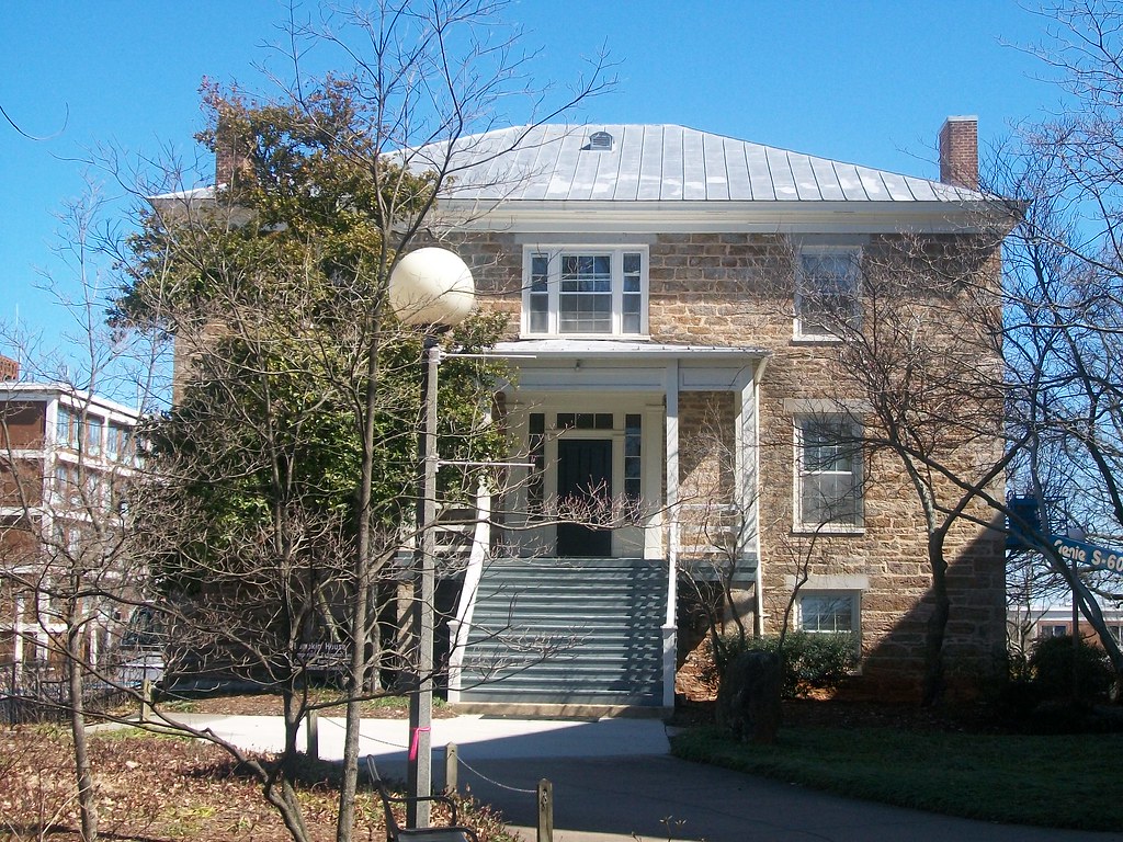 Lumpkin House The Lumpkin House atop Ag Hill at UGA. This … Flickr