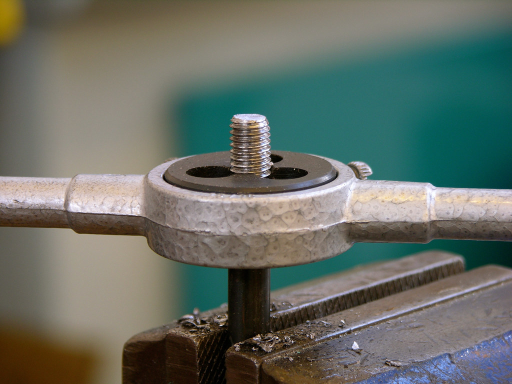 Using the metalwork lathe, turning down, taper turning, dr… Flickr