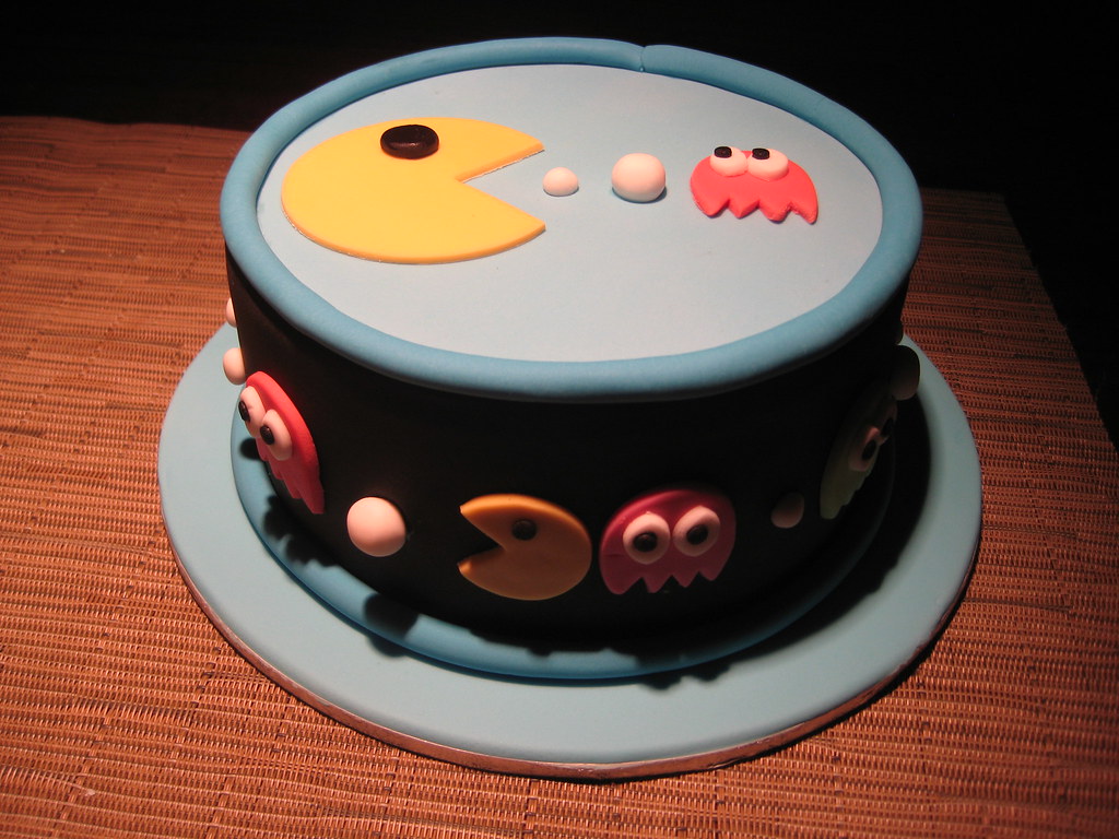 Pacman cake Jen's cakes Flickr