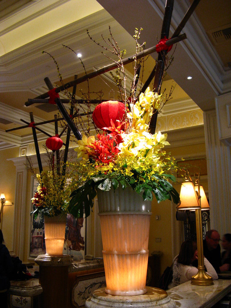 Floral Arrangement, Bellagio Lobby, Las Vegas These floral… Flickr