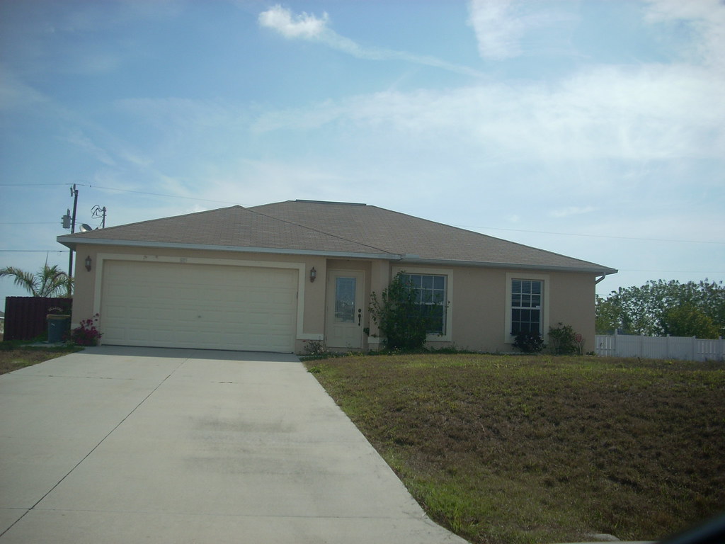 SE RENTA CASAS Y APARTAMENTOS EN LA CIUDAD DE CAPE CORAL D… Flickr