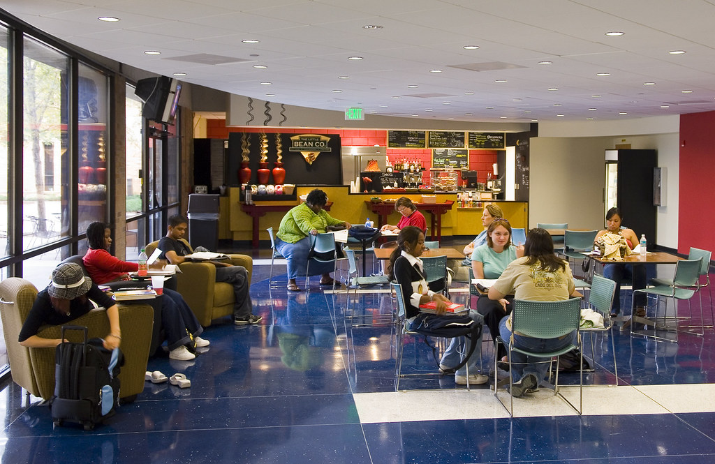 Valencia West Lounge One of Valencia's West Campus Student